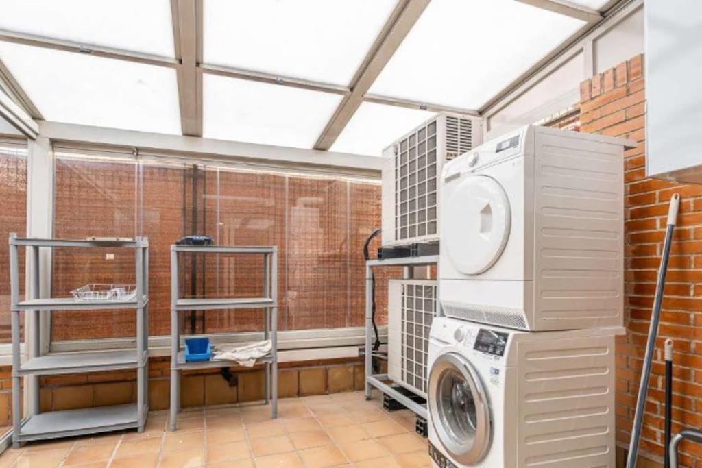 Impresionante Apartamento De 4 Dormitorios 3 Banos Y 2 Plazas De Garaje Madryt Zewnętrze zdjęcie