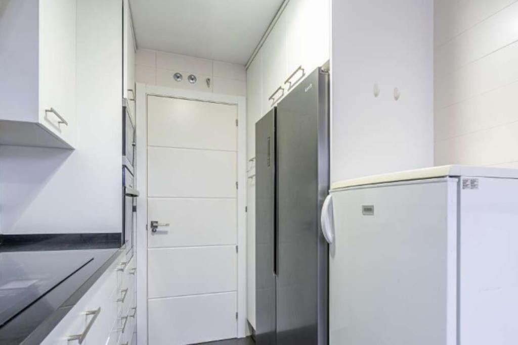 Impresionante Apartamento De 4 Dormitorios 3 Banos Y 2 Plazas De Garaje Madryt Zewnętrze zdjęcie